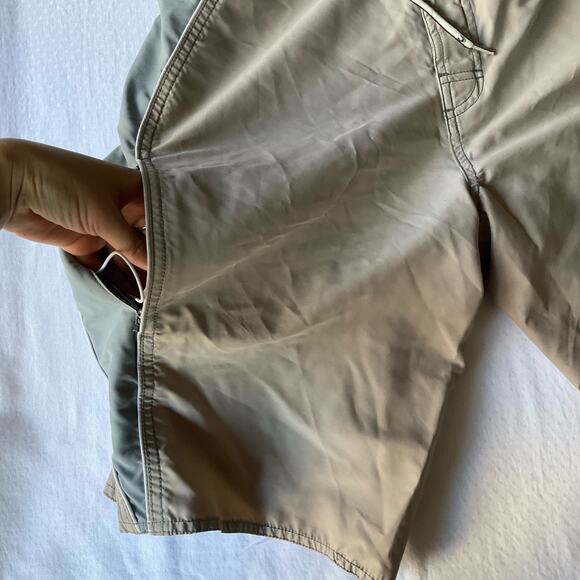 O’Neill Men’s Swimming Trunks size 34, Beige & Gray, Zipped Hidden Pocket - Picture 10 of 10